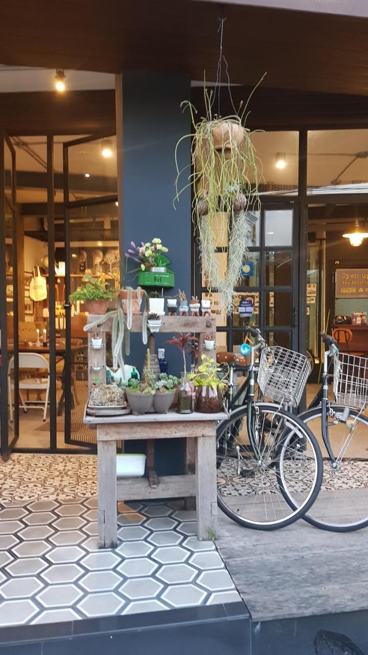 Chernchan Hostel Chanthaburi Eksteriør bilde